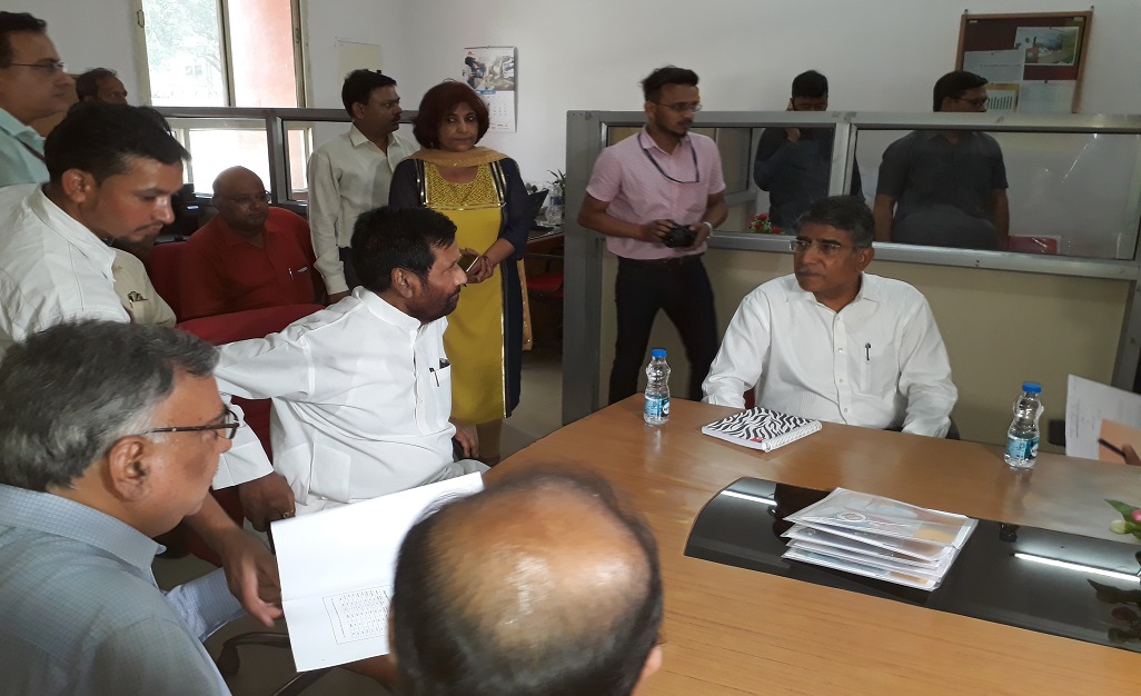 Hon’ble Minister visited NCH, IIPA New Delhi on 12-06-2019