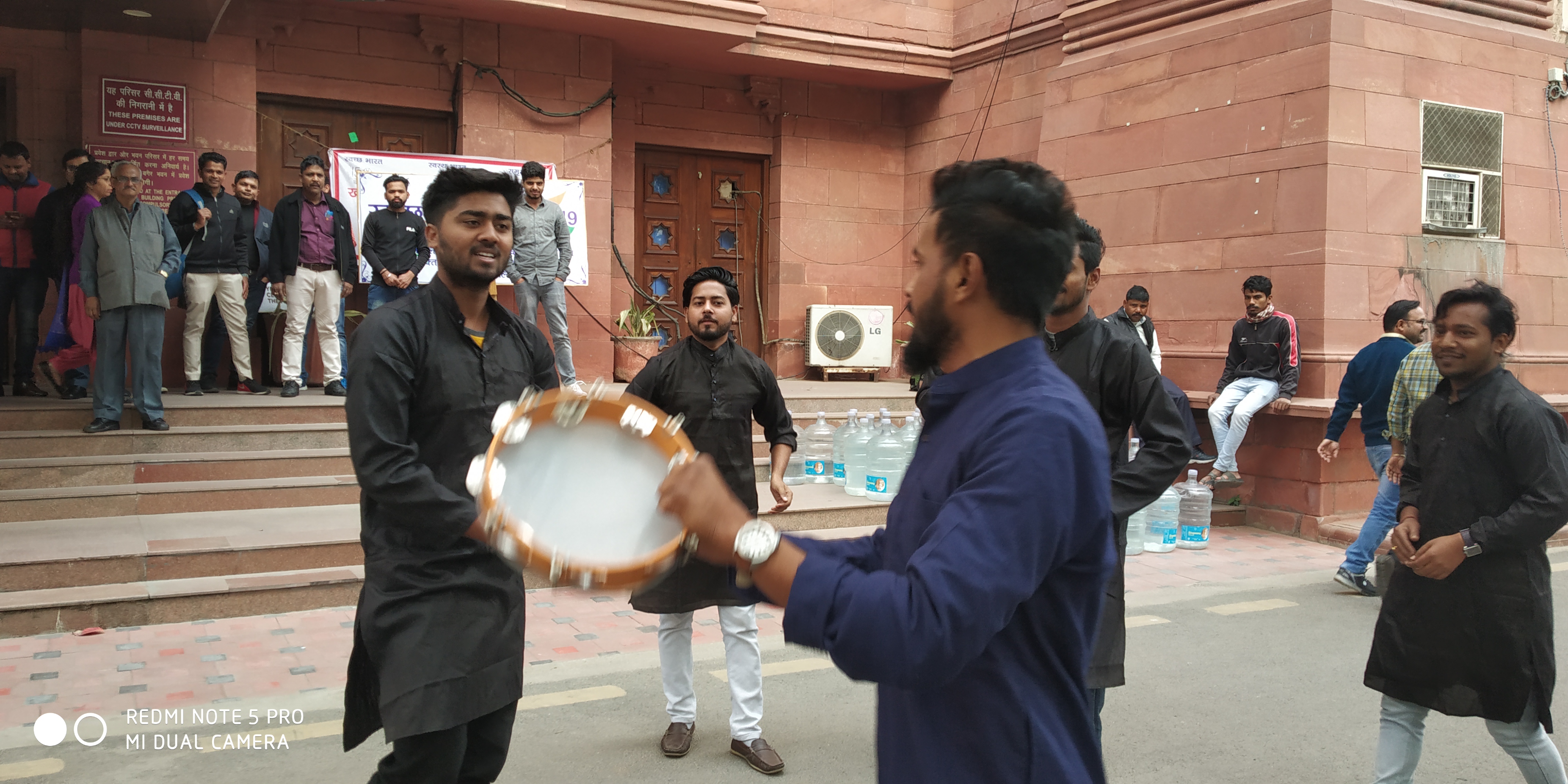 Puppet Show during Swachhata Pakhwada at Gate No.6, Krishi Bhawan, New Delhi on 25 Feb 2019