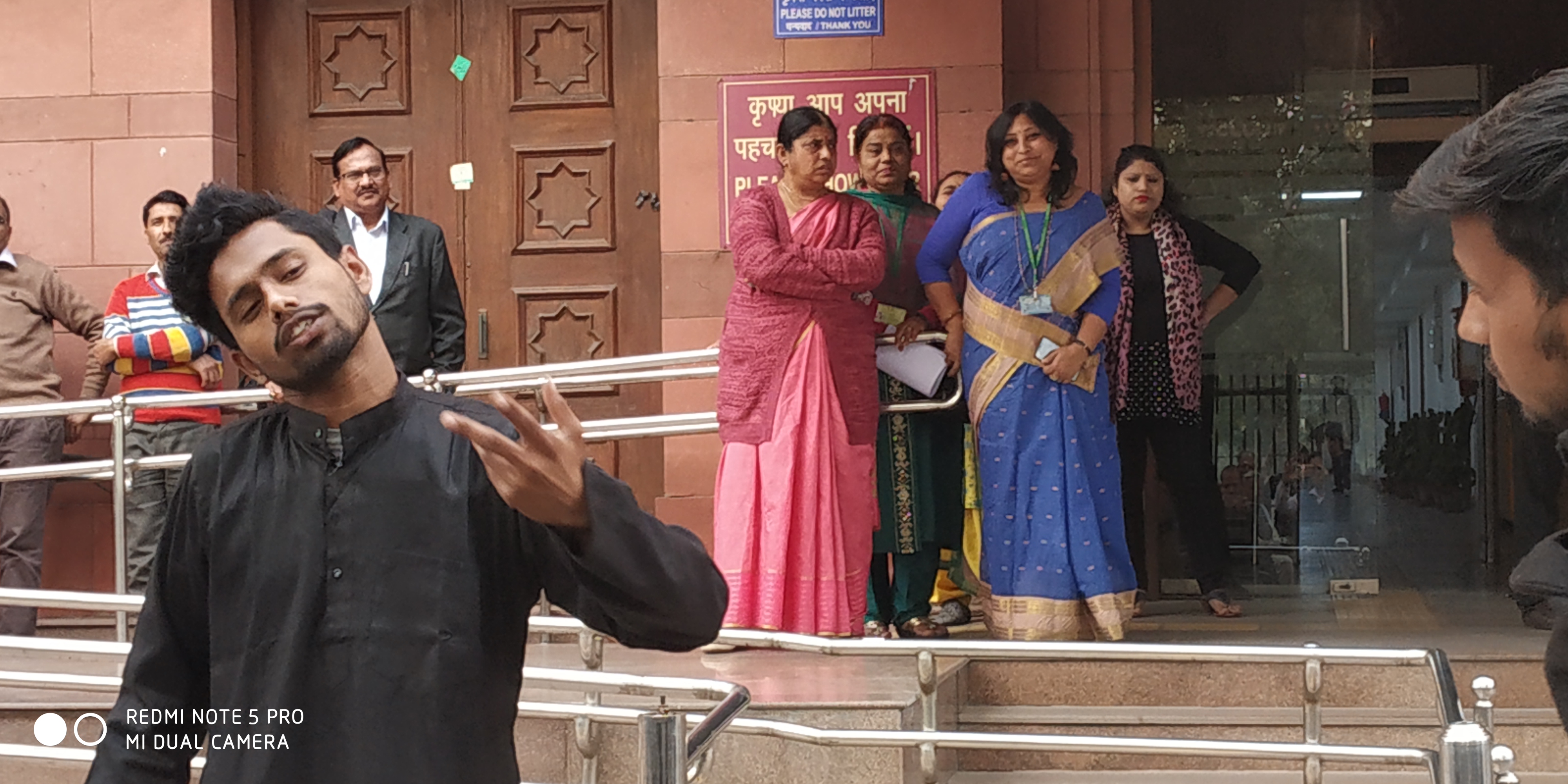 Puppet Show during Swachhata Pakhwada at Gate No.6, Krishi Bhawan, New Delhi on 25 Feb 2019