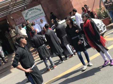 "स्वच्छता पखवाड़ा" के दौरान नुक्कड़ नाटक