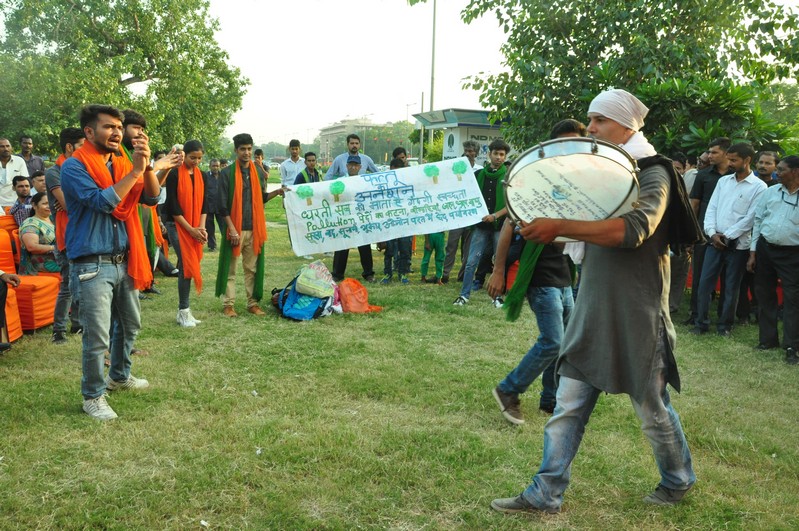 “Nukkad Natak” on “Swachhata Hi Sewa” “Nukkad Natak” on “Swachhata Hi Sewa”