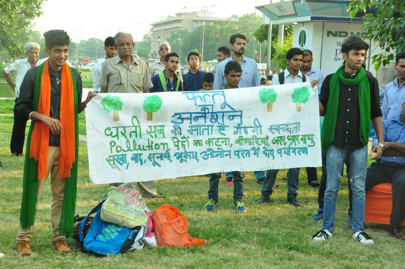 “Nukkad Natak” on “Swachhata Hi Sewa” “Nukkad Natak” on “Swachhata Hi Sewa”